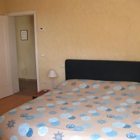 Casa Degli Oleandri Country House 別荘 グラダーラ